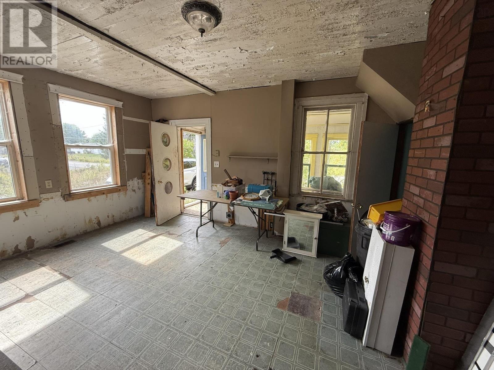 Property 5 of 23 of 1174 BELMONT Road