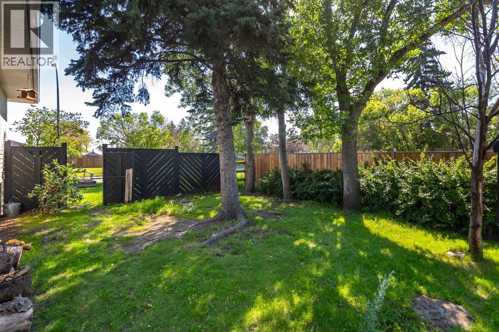 Single Family House Bungalow for Sale in  Lynnwood Drive SE Ogden Calgary 