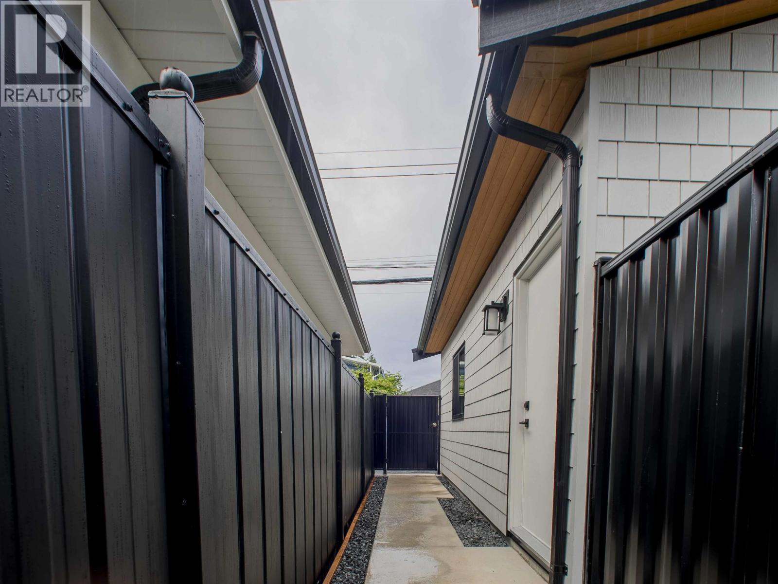 1 2785 W 21 AVENUE, Vancouver