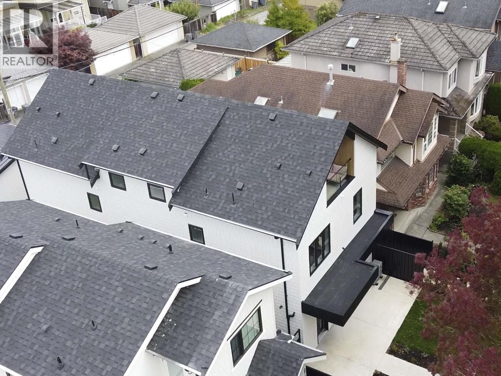 1 2785 W 21 AVENUE, Vancouver