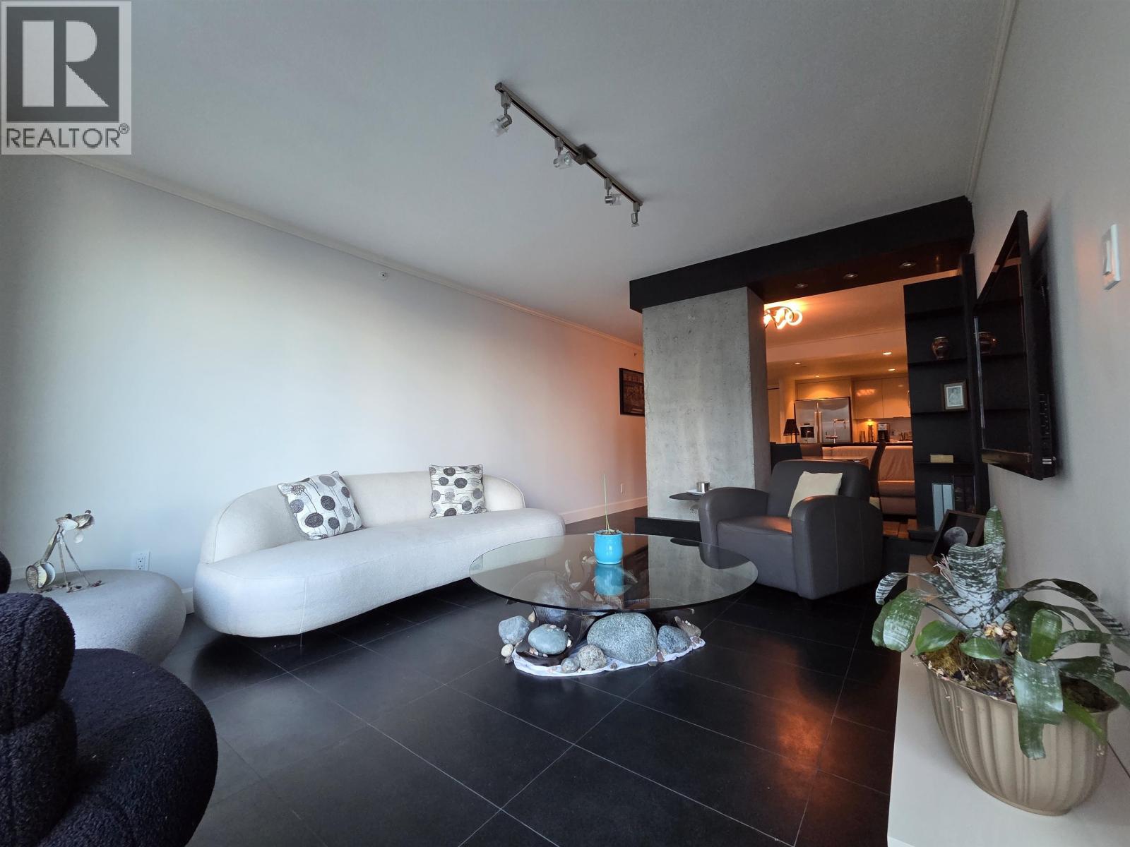 405 535 NICOLA STREET, Vancouver