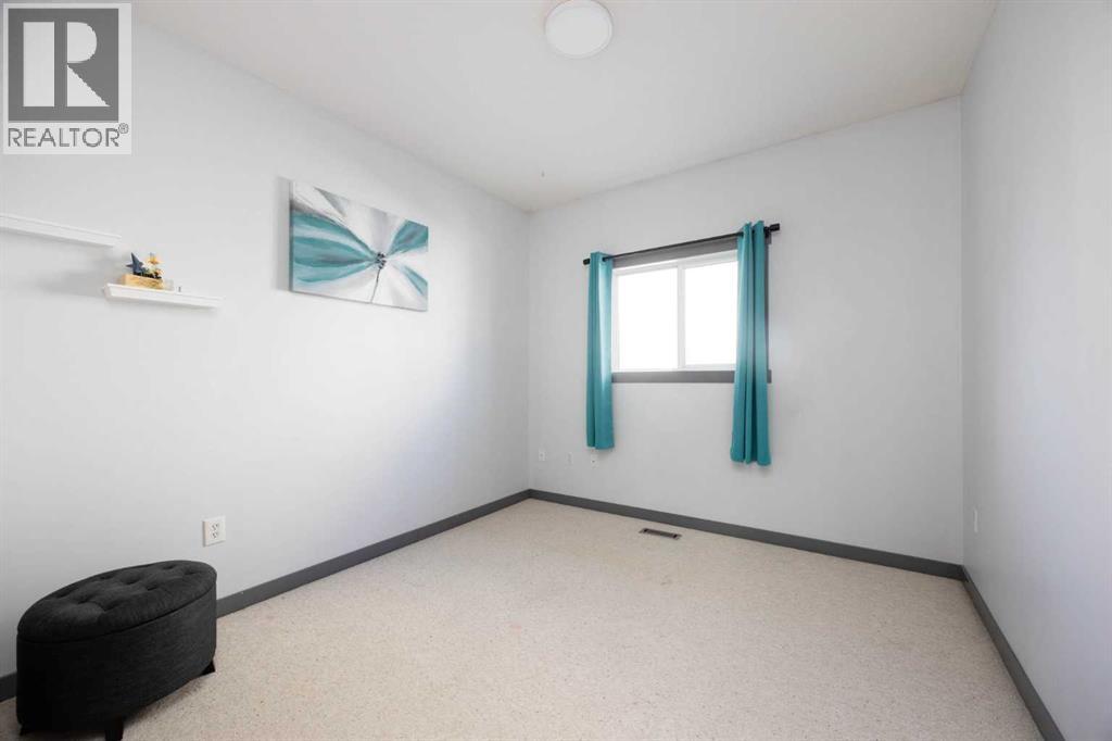 275 Woodward Lane, Fort McMurray