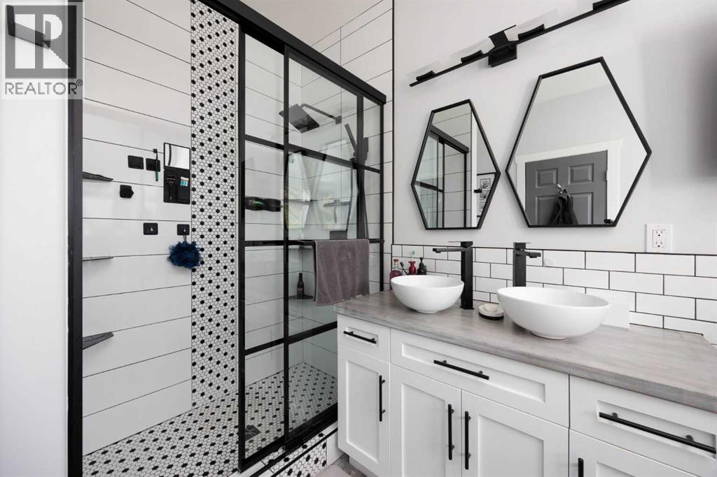 275 Woodward Lane, Fort McMurray