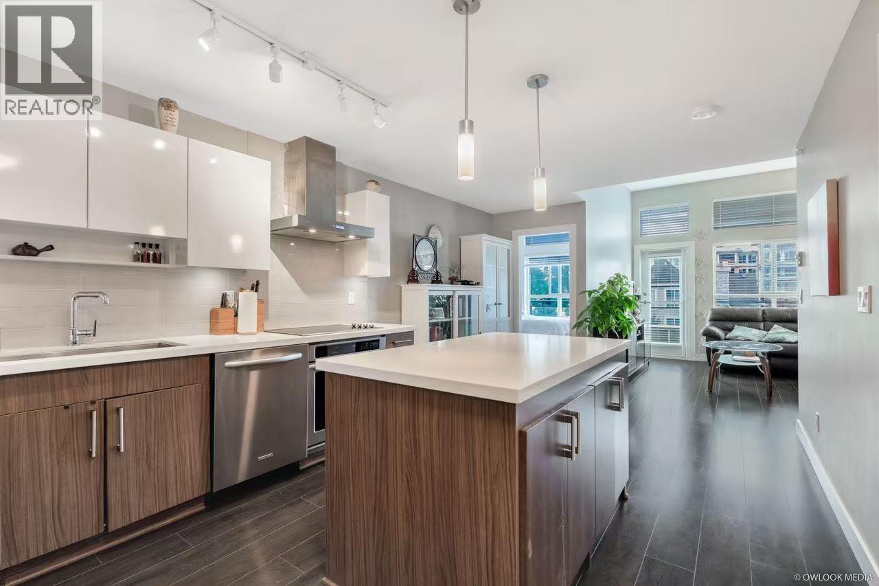 7131 STRIDE AVENUE, Burnaby