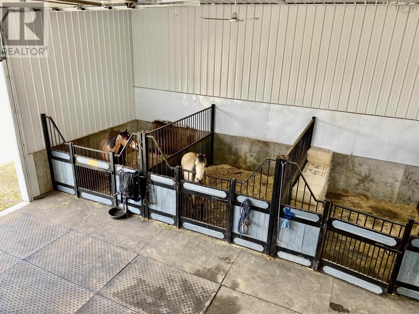 Property 16 of 47 of 220 Campbell Road