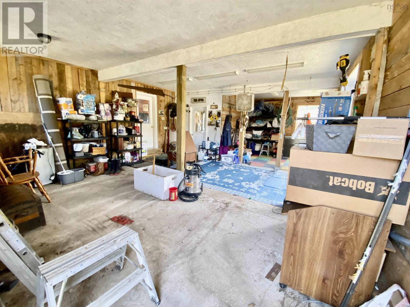 220 Campbell Road - 44