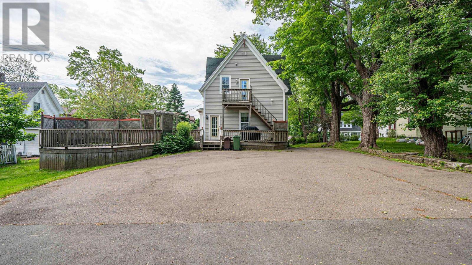 Property 33 of 42 of 79 Willow Avenue