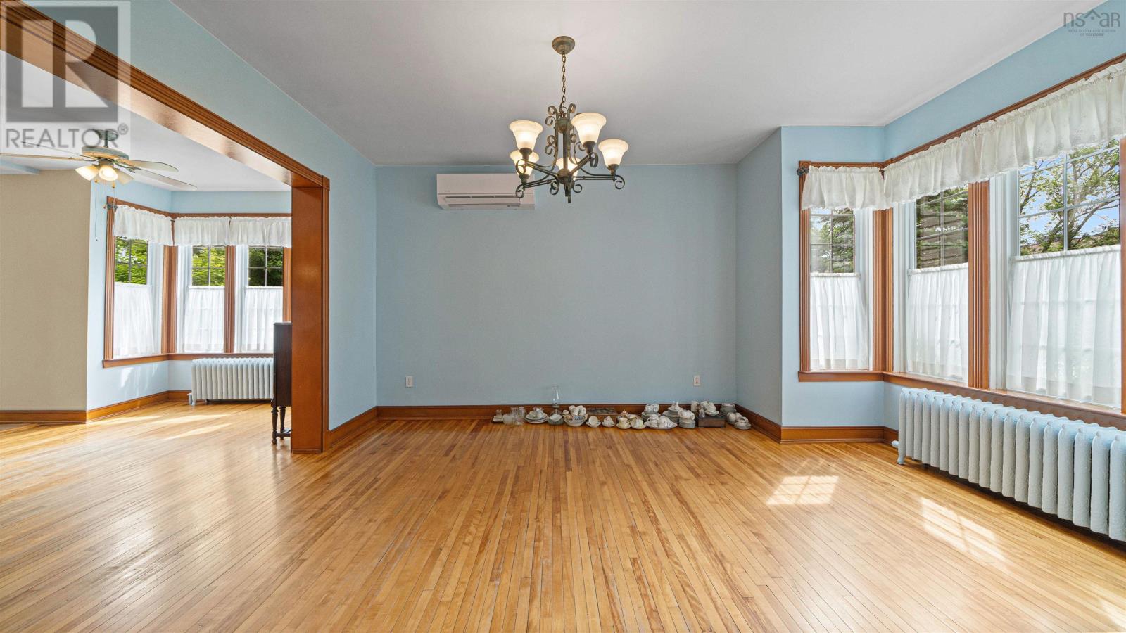 Property 4 of 42 of 79 Willow Avenue