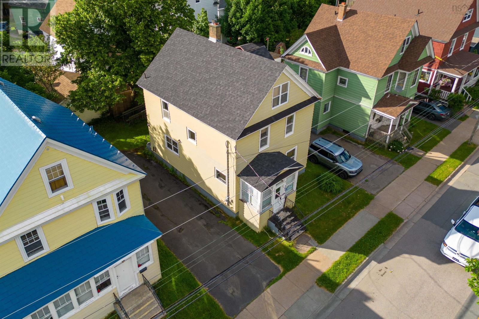 341 TOWNSEND STREET - 28