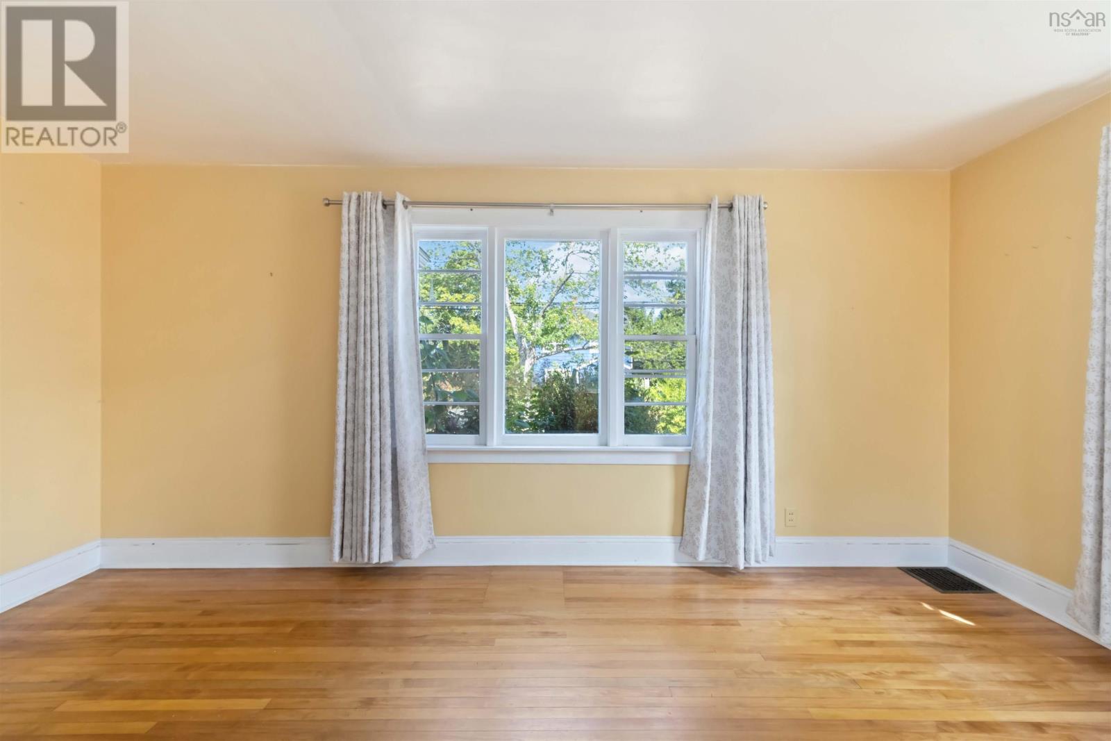 Property 12 of 50 of 73 Highland Drive