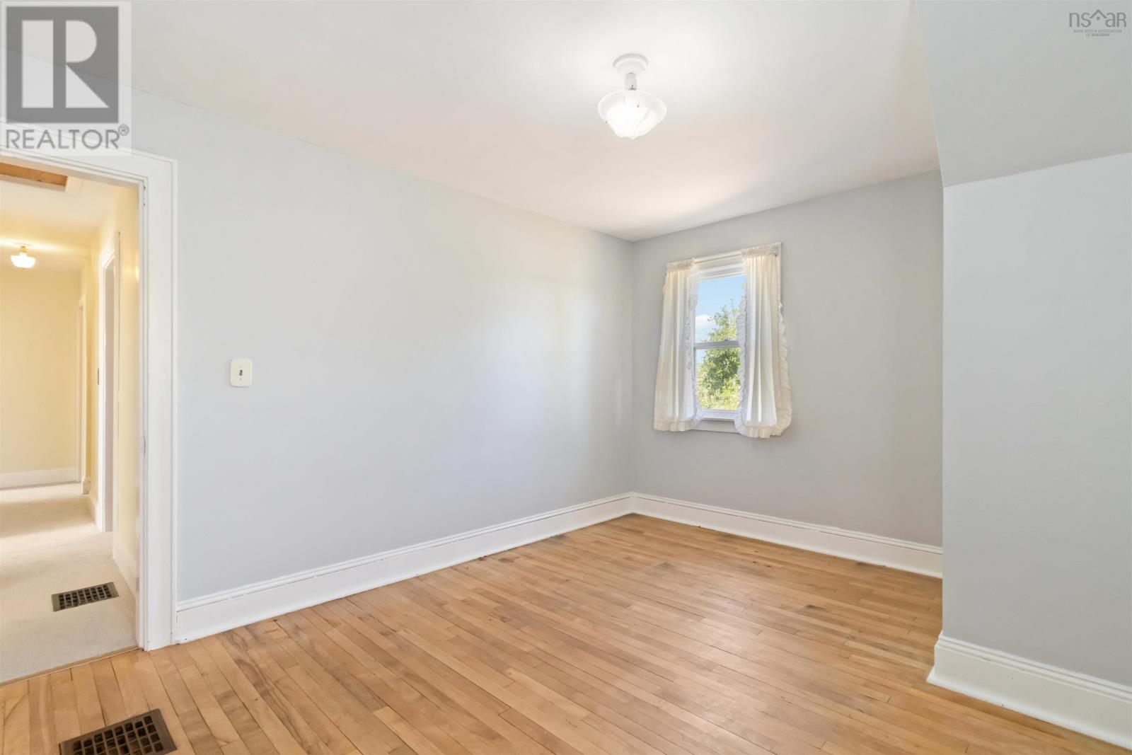 Property 35 of 50 of 73 Highland Drive