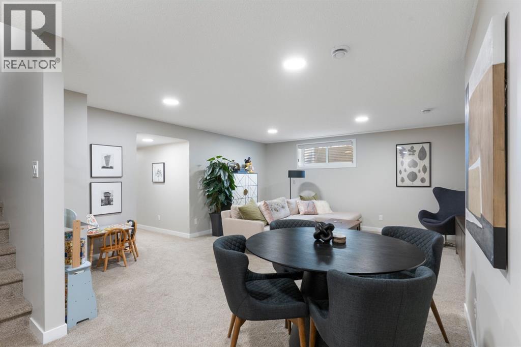 250 Fireside View, Cochrane