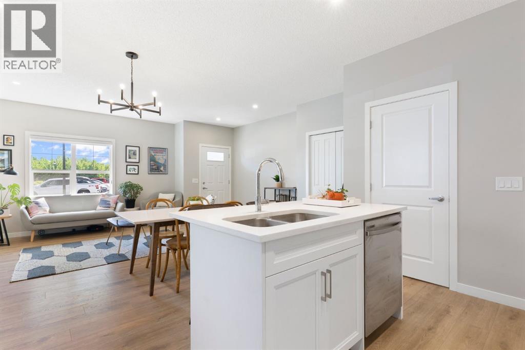 250 Fireside View, Cochrane