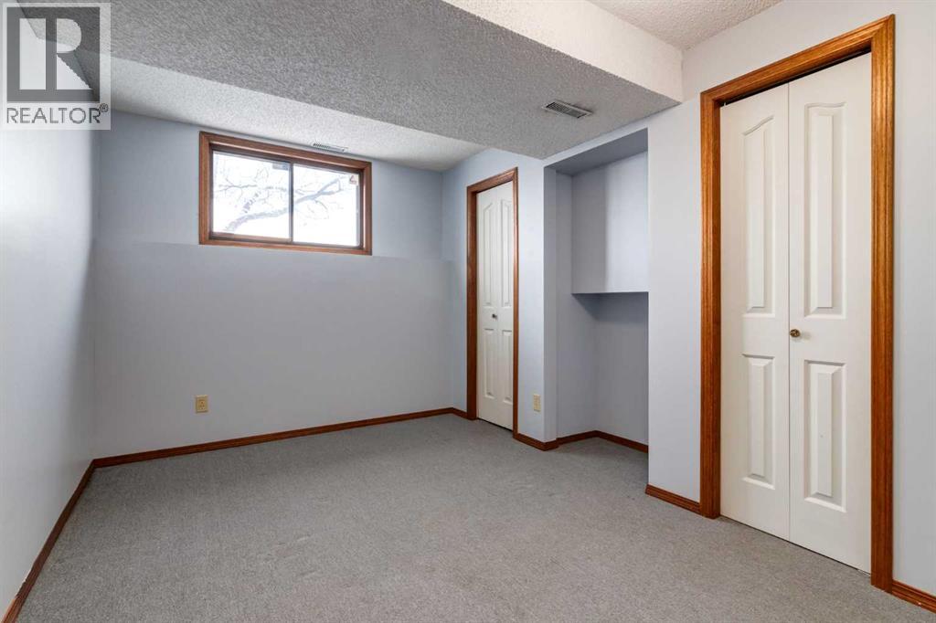 Single Family House 3 Level for Sale in  Riverbirch Road SE Riverbend Calgary 