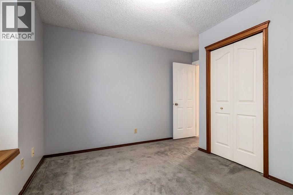 Single Family House 3 Level for Sale in  Riverbirch Road SE Riverbend Calgary 