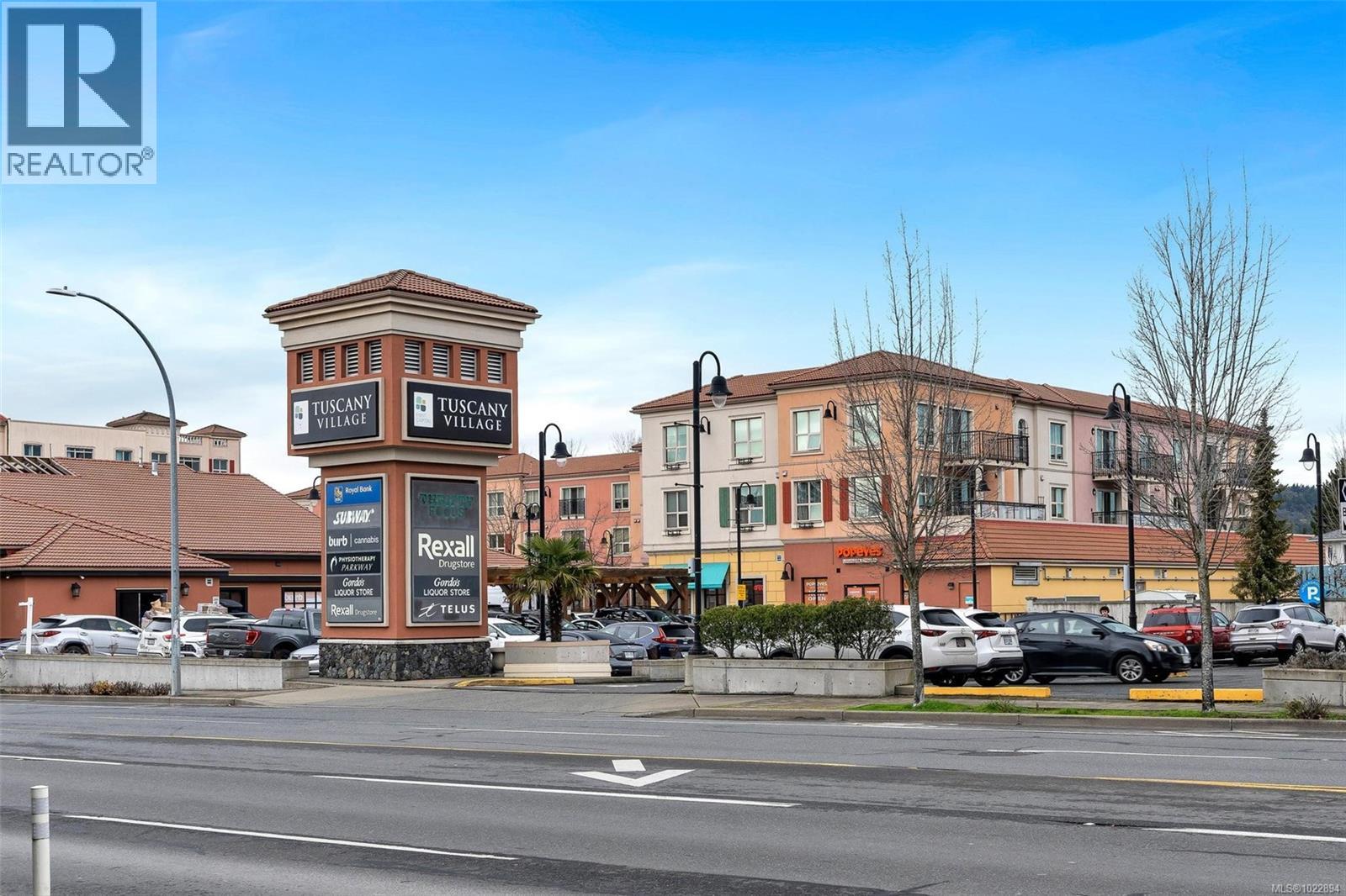 302 1663 McKenzie Ave, Saanich