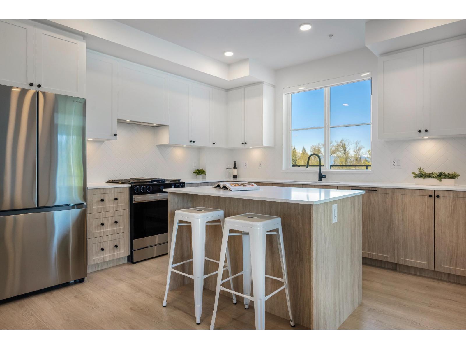 205 19979 76 AVENUE, Langley