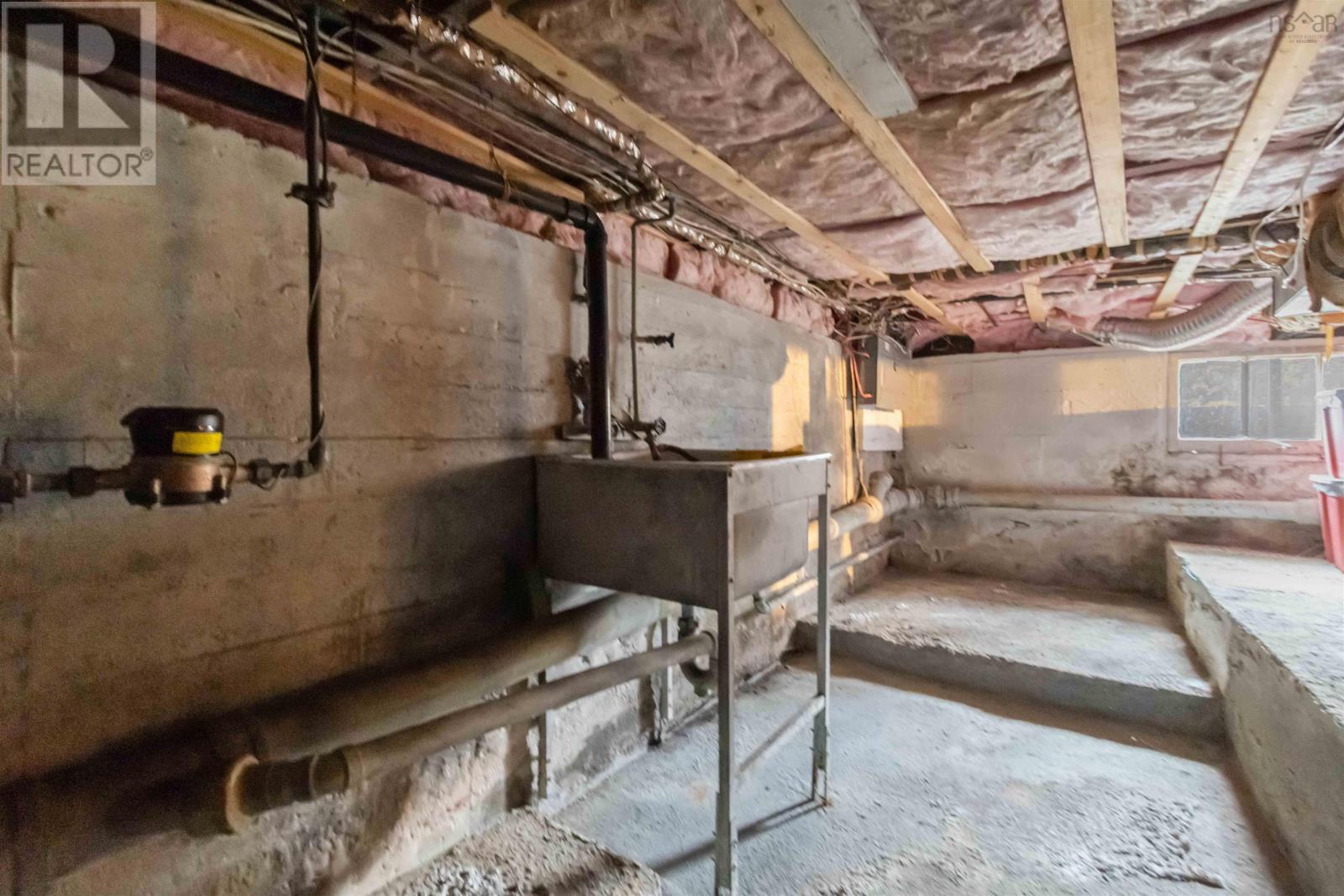 Property 45 of 49 of 12 Adelaide Avenue