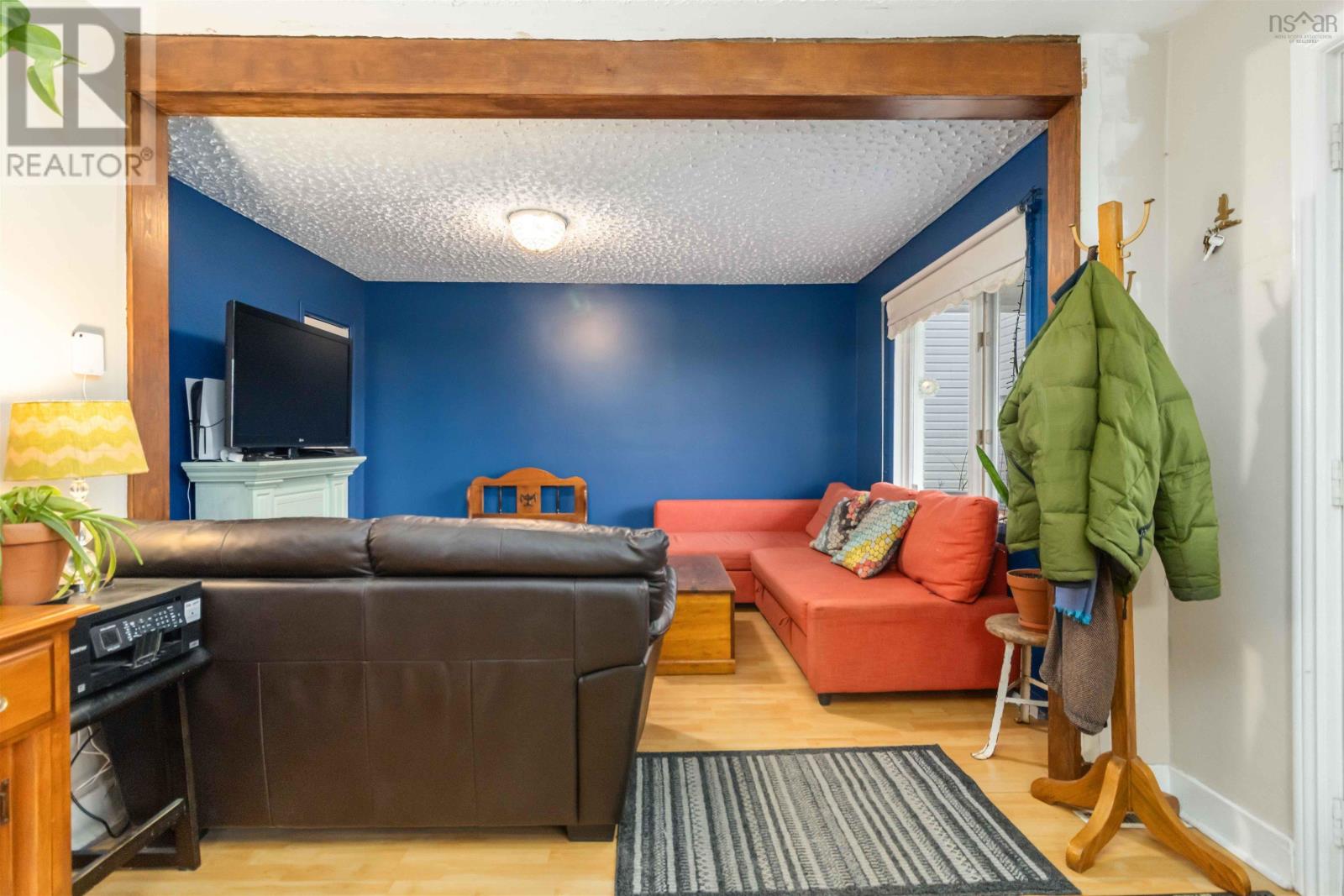 Property 9 of 49 of 12 Adelaide Avenue