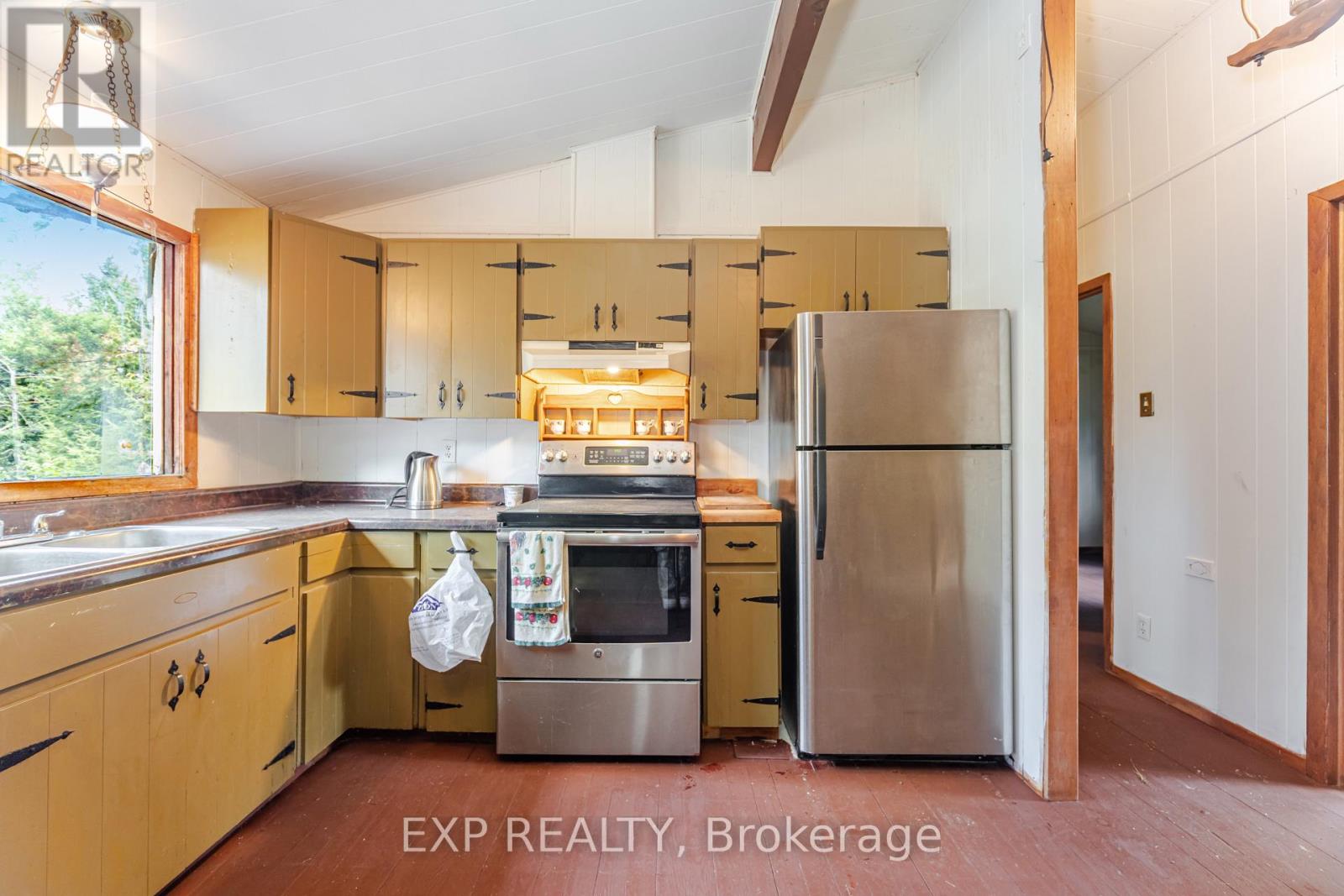 111490 GREY COUNTY ROAD 14 - 25