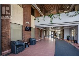120 Torbay Road thumbnail 5