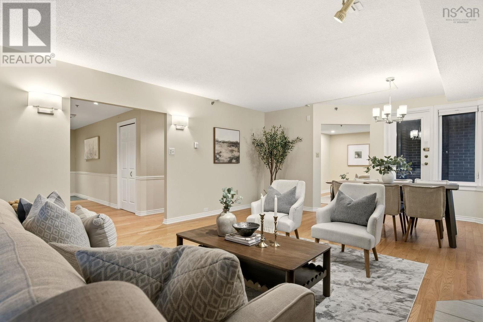 Property 10 of 31 of 114 1350 Oxford Street