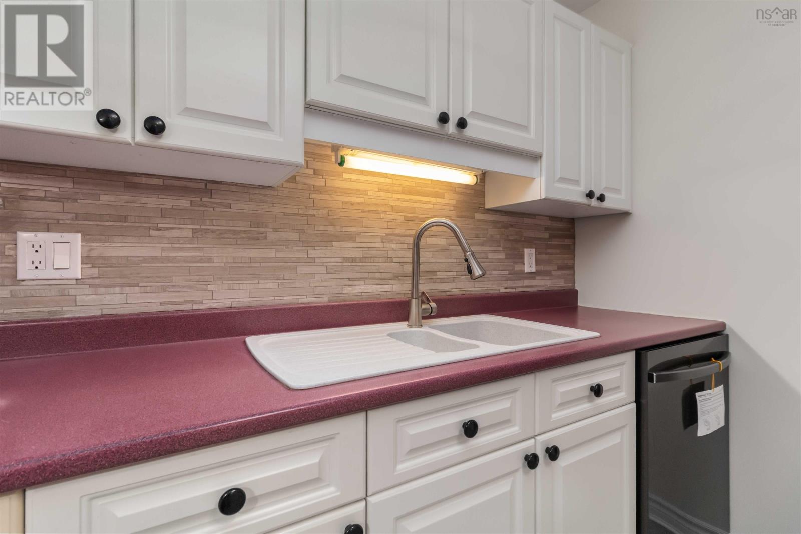 Property 27 of 50 of 101 211 Hammonds Plains Road