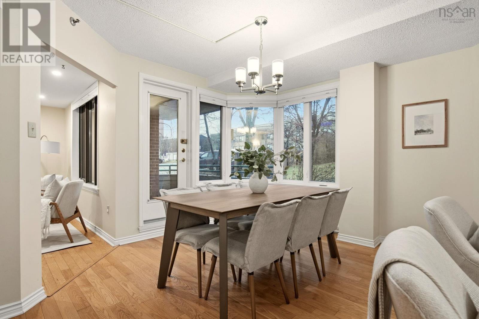 Property 12 of 31 of 114 1350 Oxford Street