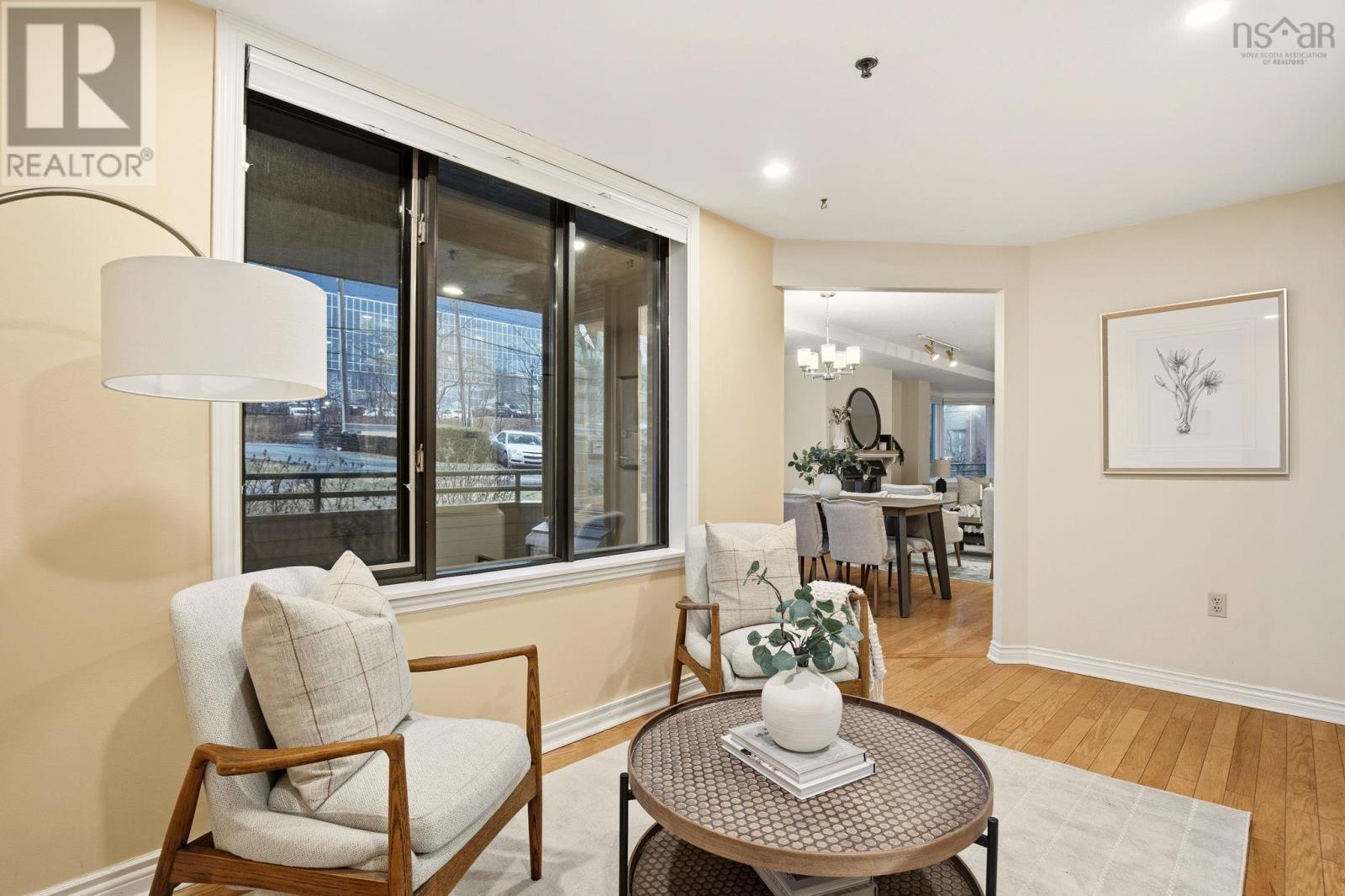 Property 15 of 31 of 114 1350 Oxford Street