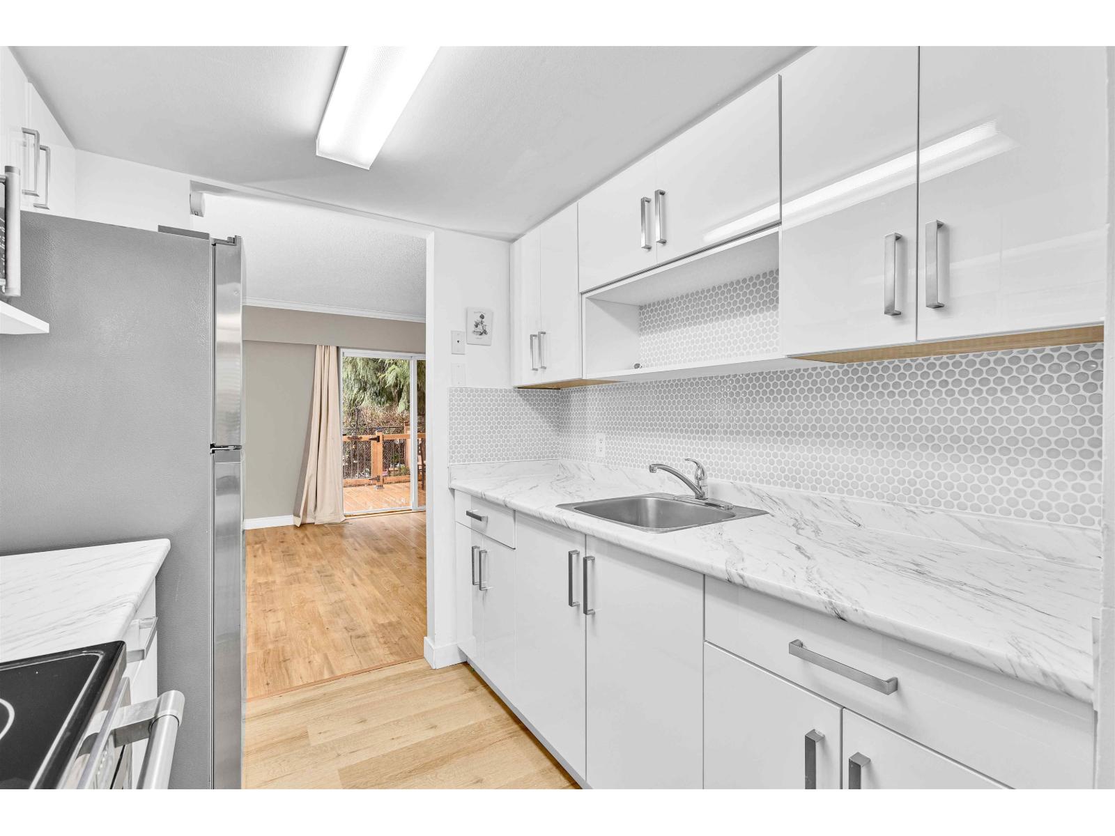 24 27090 32 AVENUE, Langley