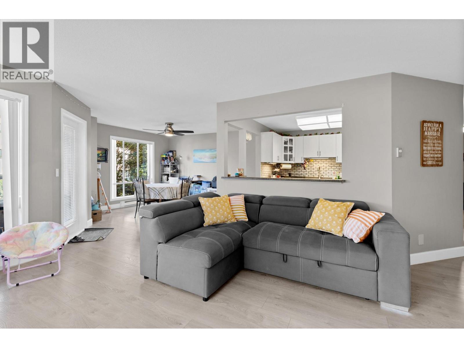 212 727 Houghton Road, Kelowna