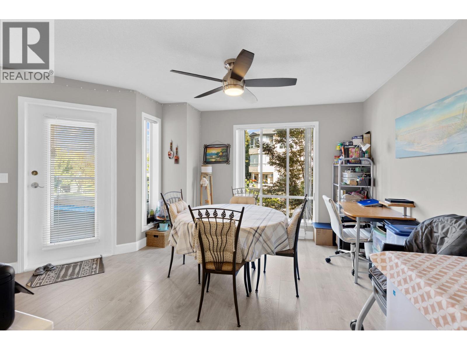 212 727 Houghton Road, Kelowna