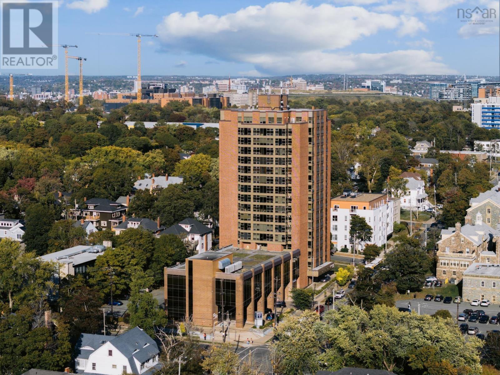 Property 23 of 26 of 301 6369 Coburg Road