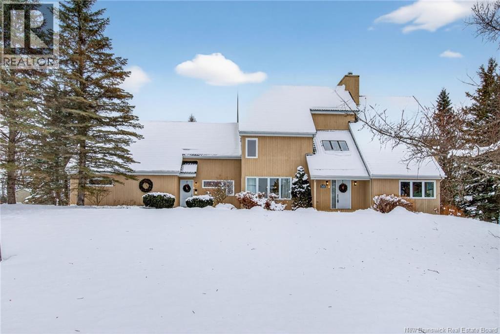 353 Lavoie Street - 1