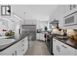 353 Lavoie Street, photo 2