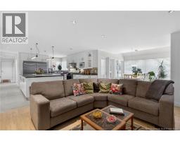 353 Lavoie Street, photo 11