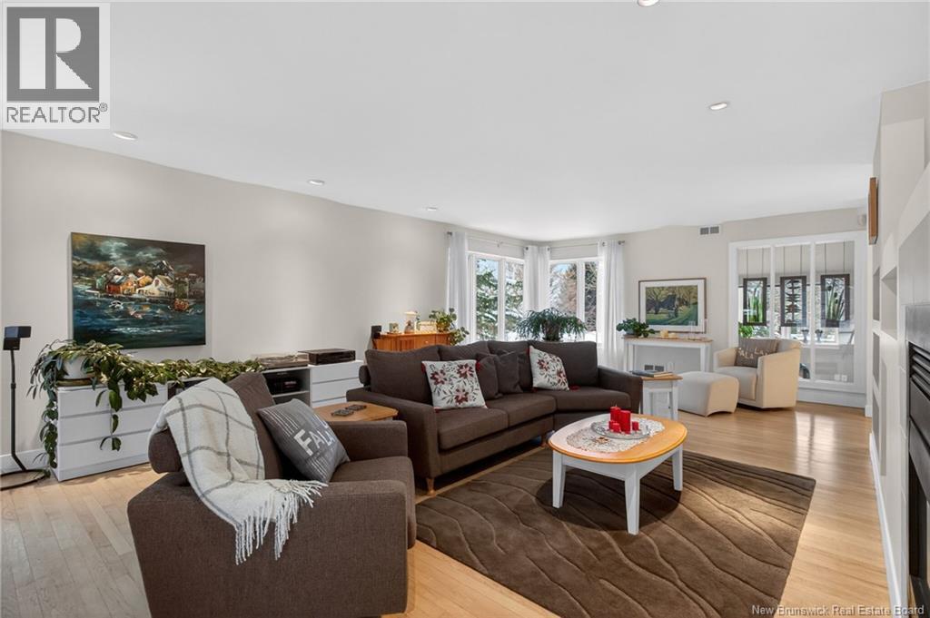 353 Lavoie Street - Image 8