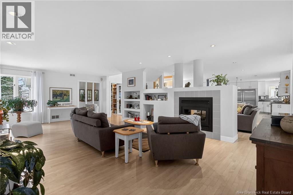 353 Lavoie Street - Image 9