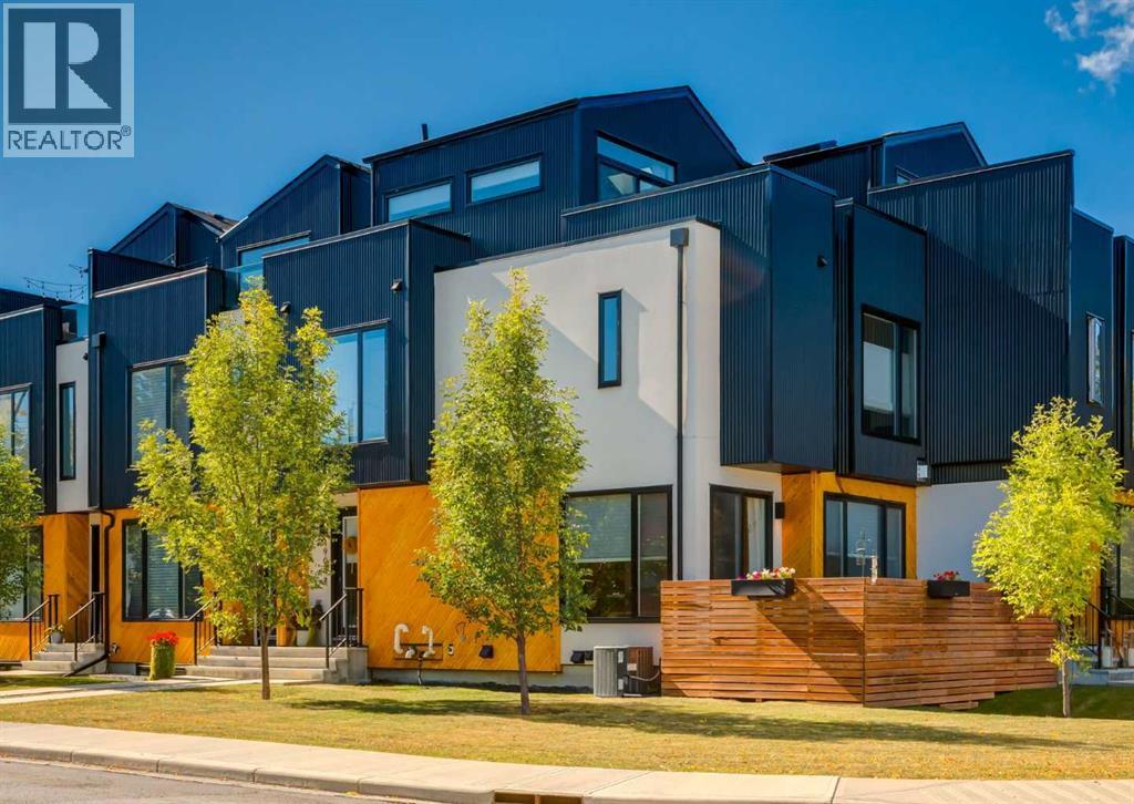 Single Family House for Sale in   Street SW Altadore Calgary 