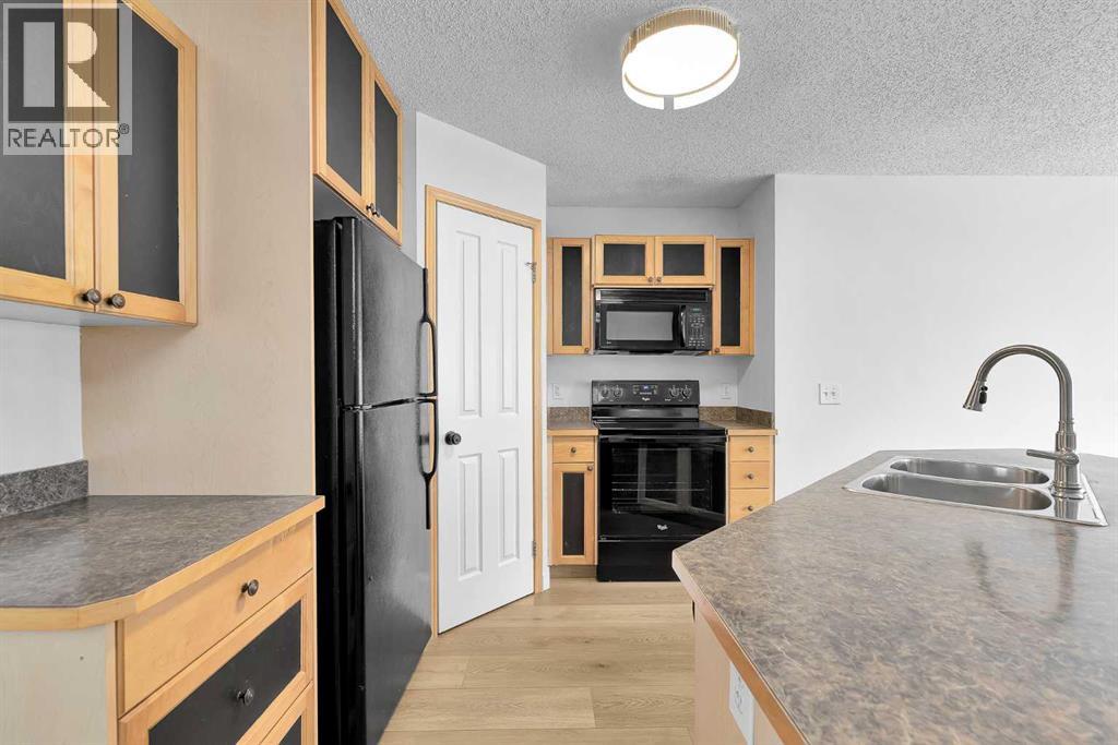 Single Family House for Sale in  Covebrook Place NE Coventry Hills Calgary 