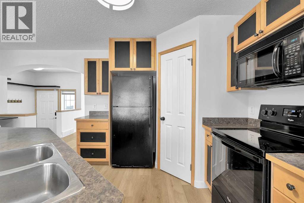 Single Family House for Sale in  Covebrook Place NE Coventry Hills Calgary 