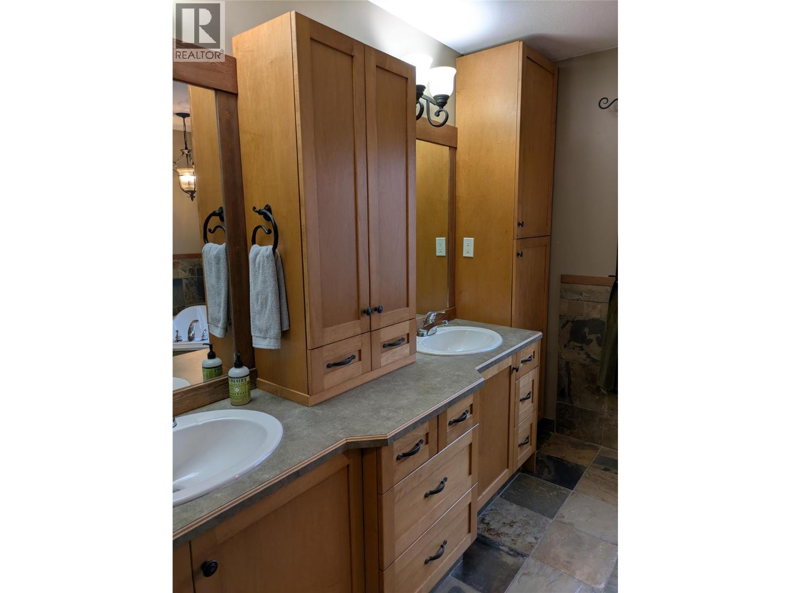  3576 Rose Road, Kelowna