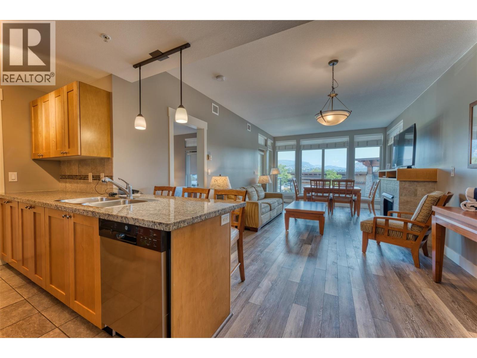 241 4205 Gellatly Road, West Kelowna