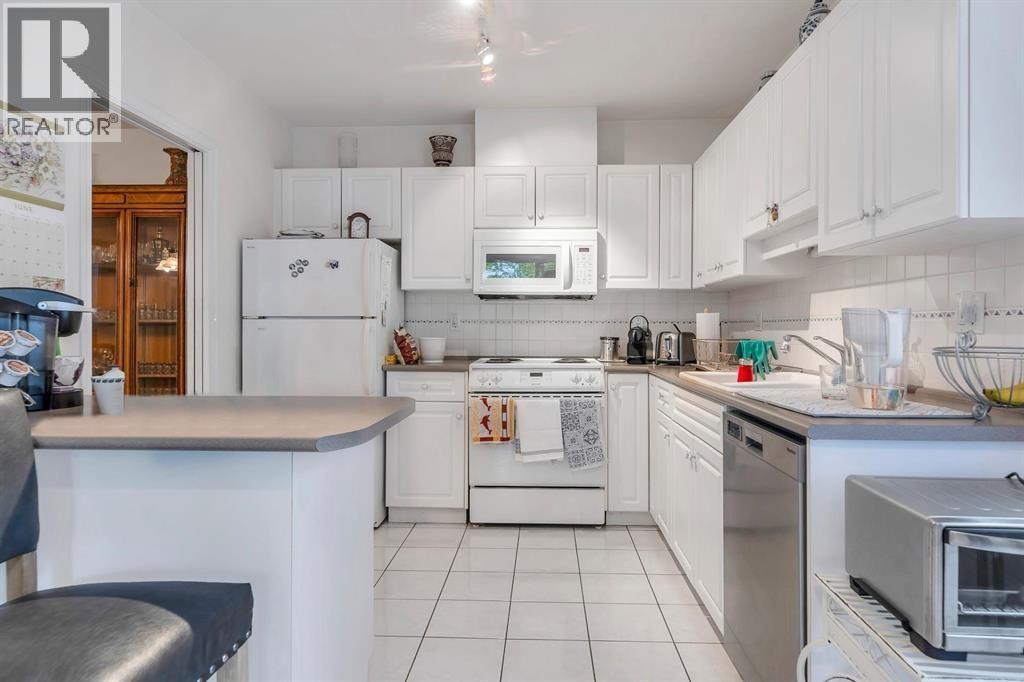 #106-1131 55 Street, Delta