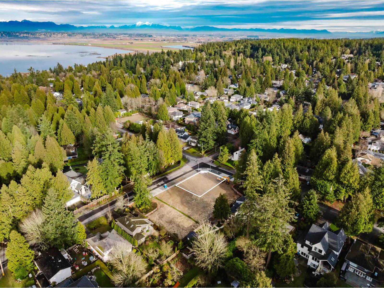 2499 124B STREET, Surrey