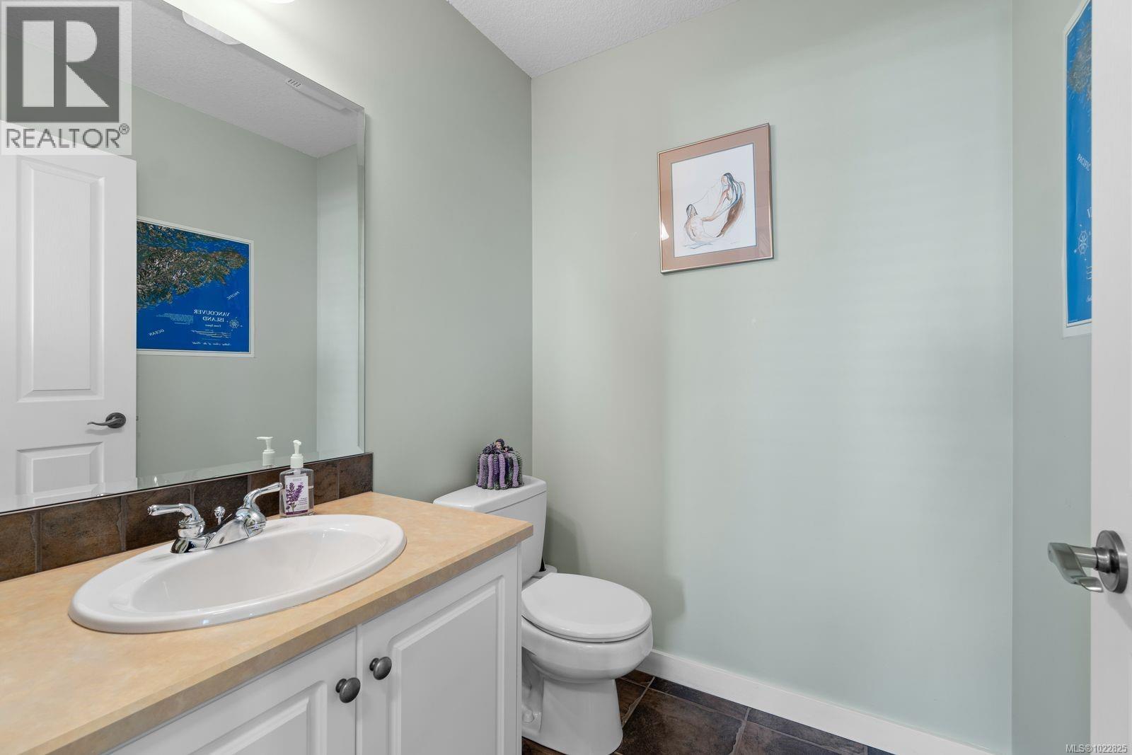 15 500 Russell Rd, Ladysmith