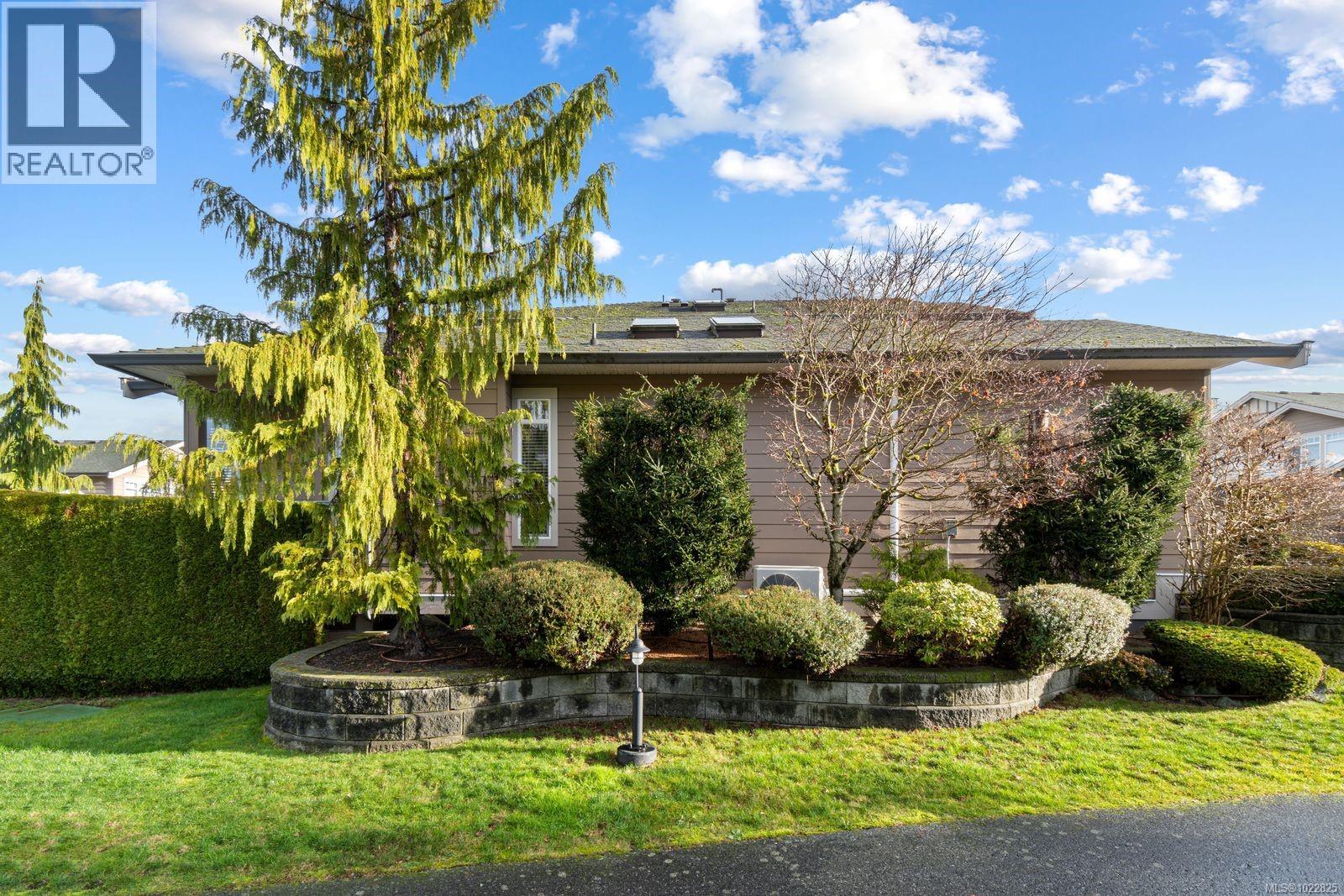 15 500 Russell Rd, Ladysmith