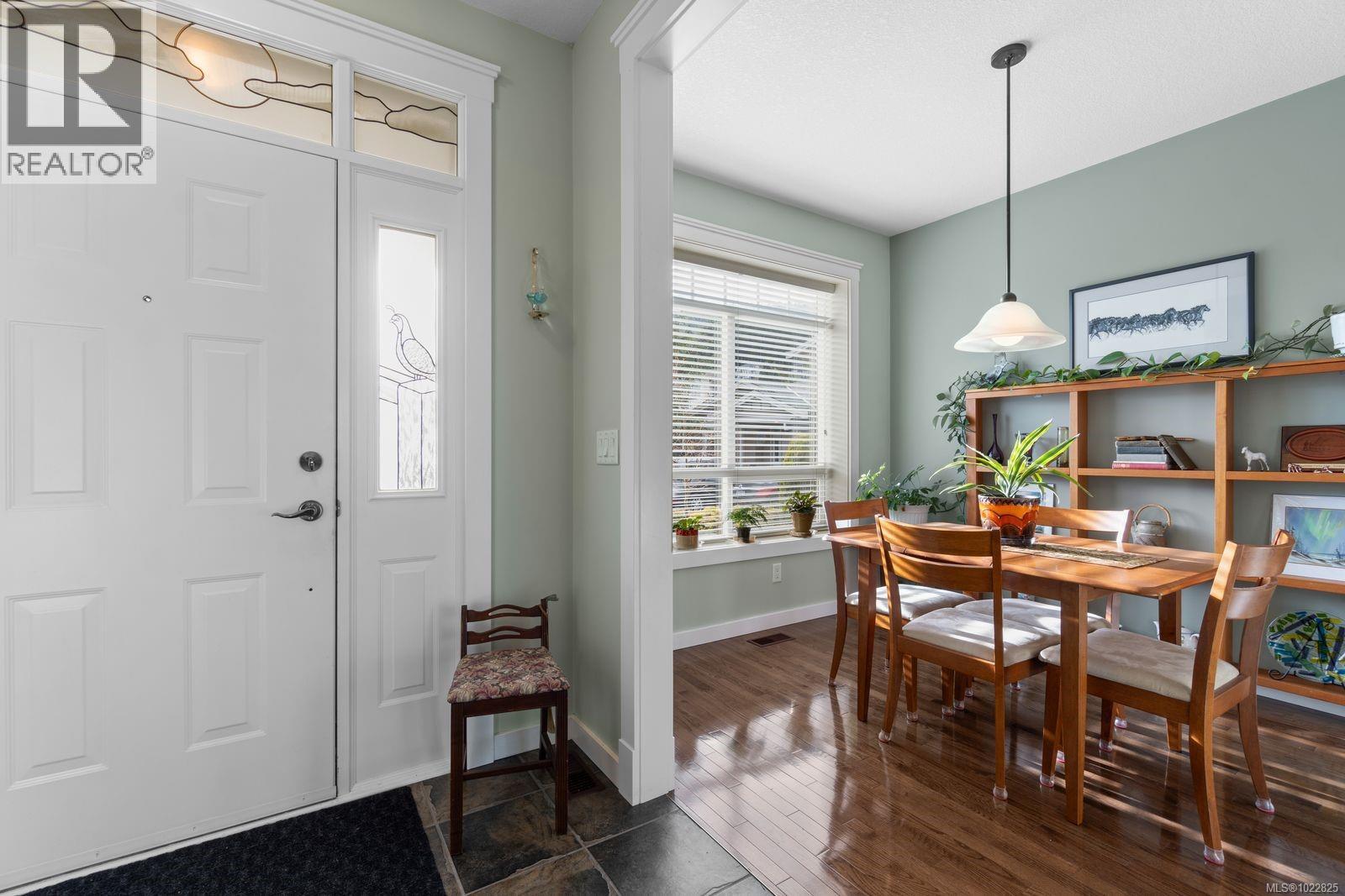 15 500 Russell Rd, Ladysmith