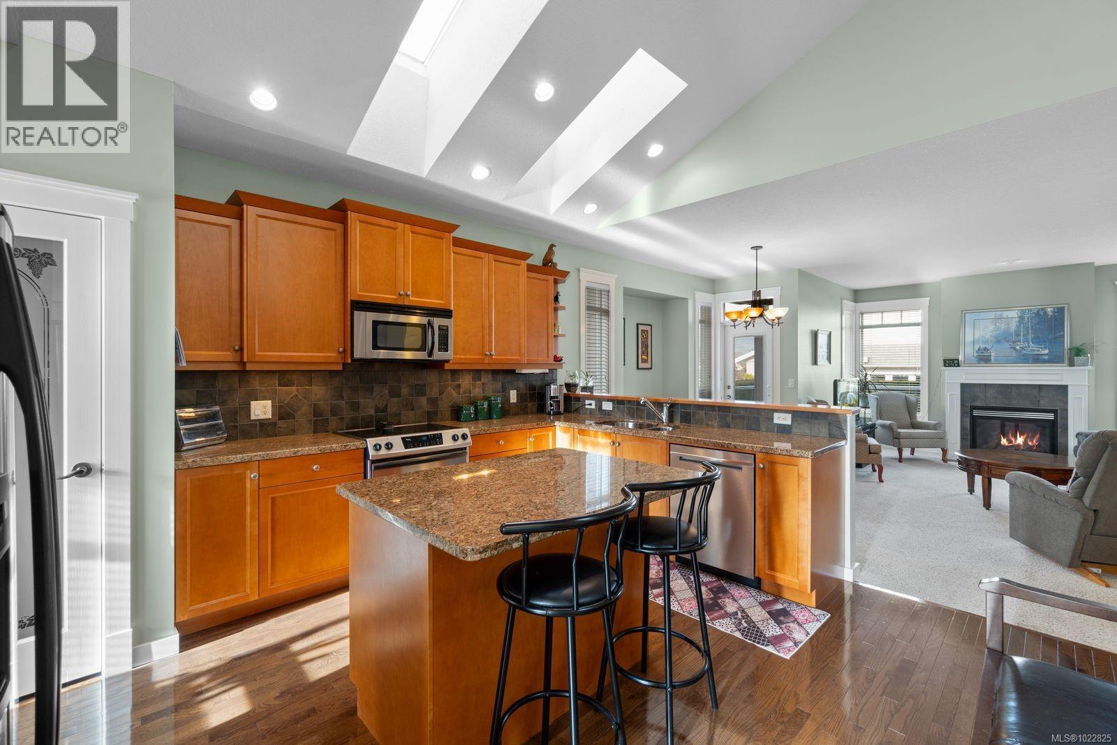 15 500 Russell Rd, Ladysmith