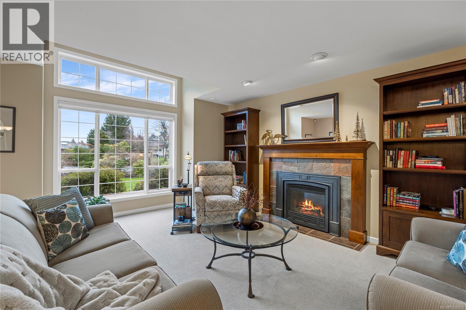 559 Juniper Dr, Qualicum Beach